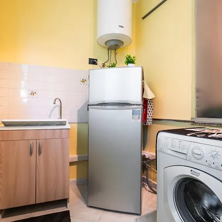 Apartment Sweet 2 *